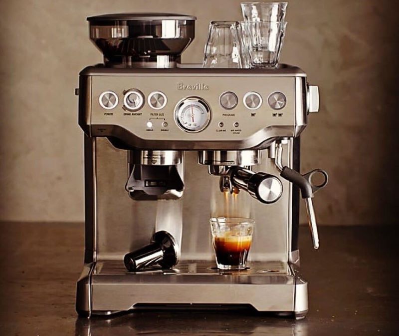 Máy pha cà phê thanh lý - Giải pháp khởi nghiệp tiết kiệm Kiểm tra và đánh giá chất hiệu năng máy pha cà phê cũ